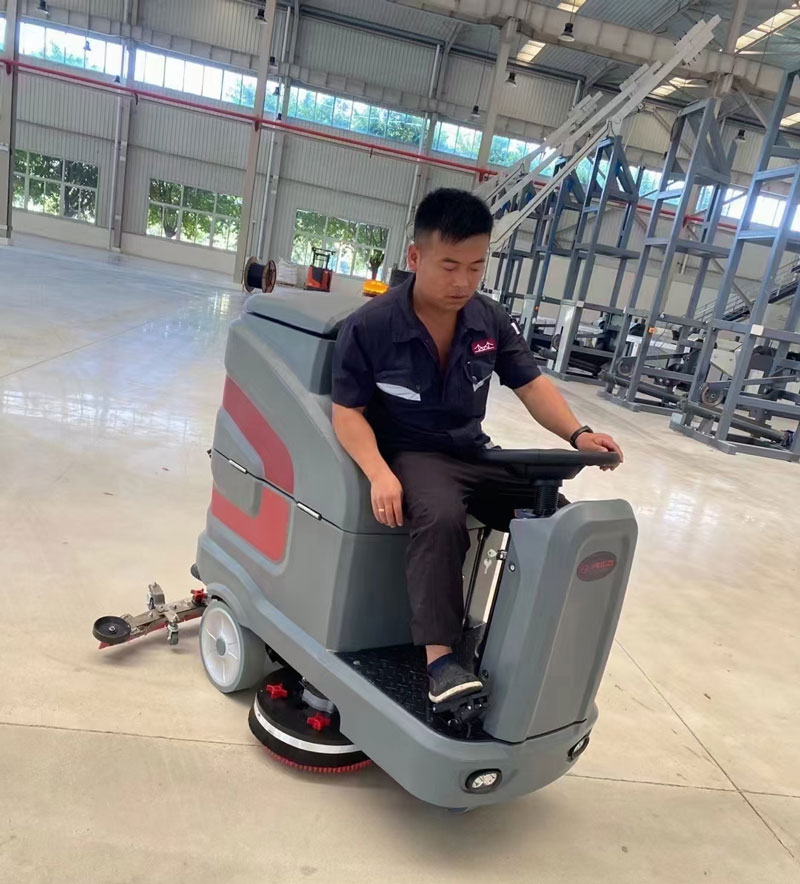 工業(yè)洗地機(jī)