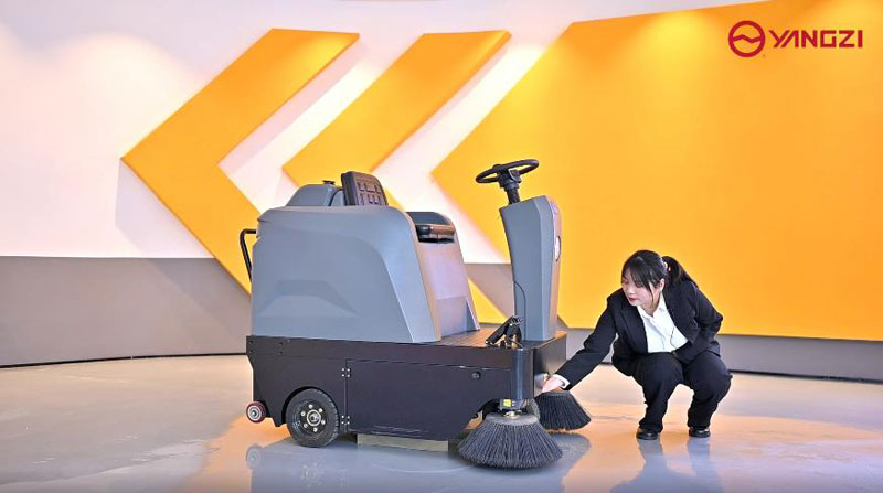 電動(dòng)掃地車